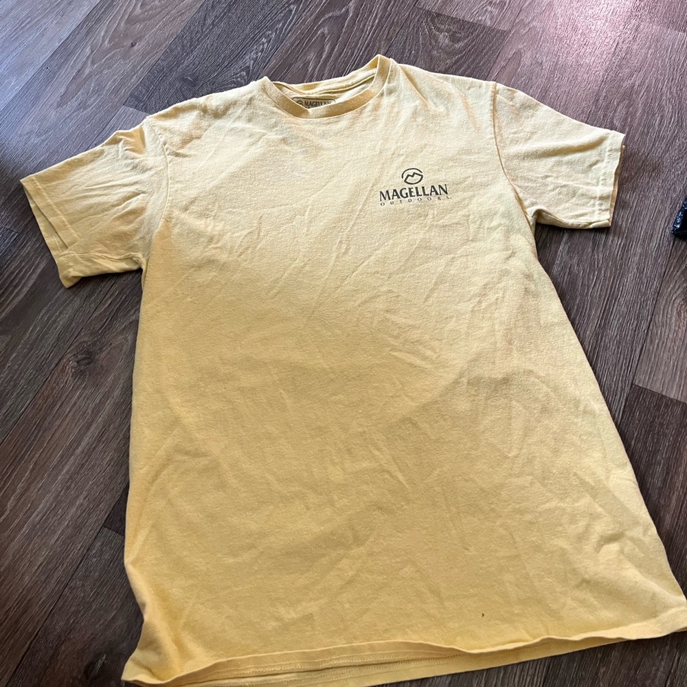 Yellow Magellan shirt.size small.